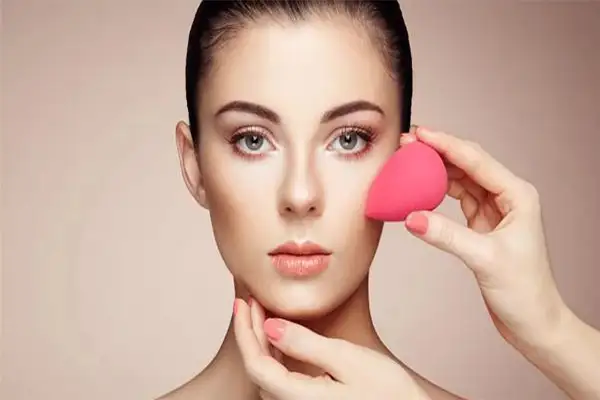 نحوه استفاده از کرم پودر 4 نحوه استفاده از کرم پودر