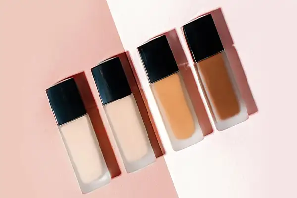 کرم پودر مناسب برای پوست گندمی